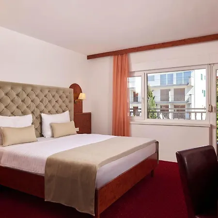 Mediteran Maradiso By Aminess Hotel 3*