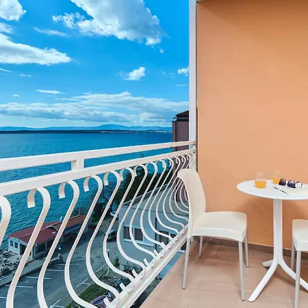 Mediteran Maradiso By Aminess Crikvenica