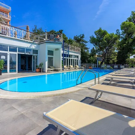 Otel Mediteran Maradiso By Aminess Crikvenica